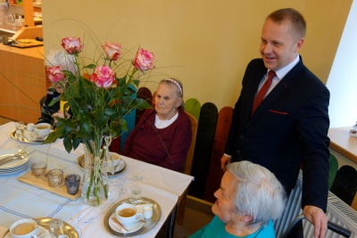 Nová cukrárna domova důchodců je otevřená i pro veřejnost