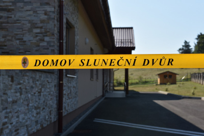 Domov Sluneční dvůr otevřel nové prostory v Sosnové. Ubytuje tam dvanáct žen