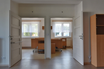 Domov Sluneční dvůr otevřel nové prostory v Sosnové. Ubytuje tam dvanáct žen