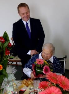 Přeju všem lidem, aby se měli tak dobře jako já, říká 101letá Anna Altmanová