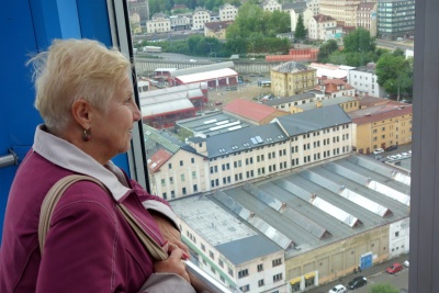 Výlet uzavřeli senioři výhledem ze střechy Krajského úřadu